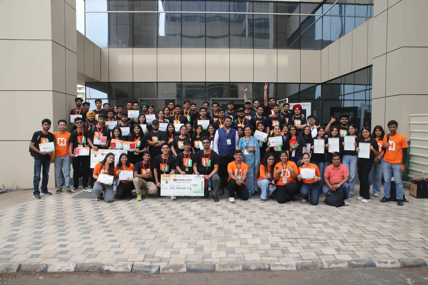 HackIndia participants together at Chitkara University